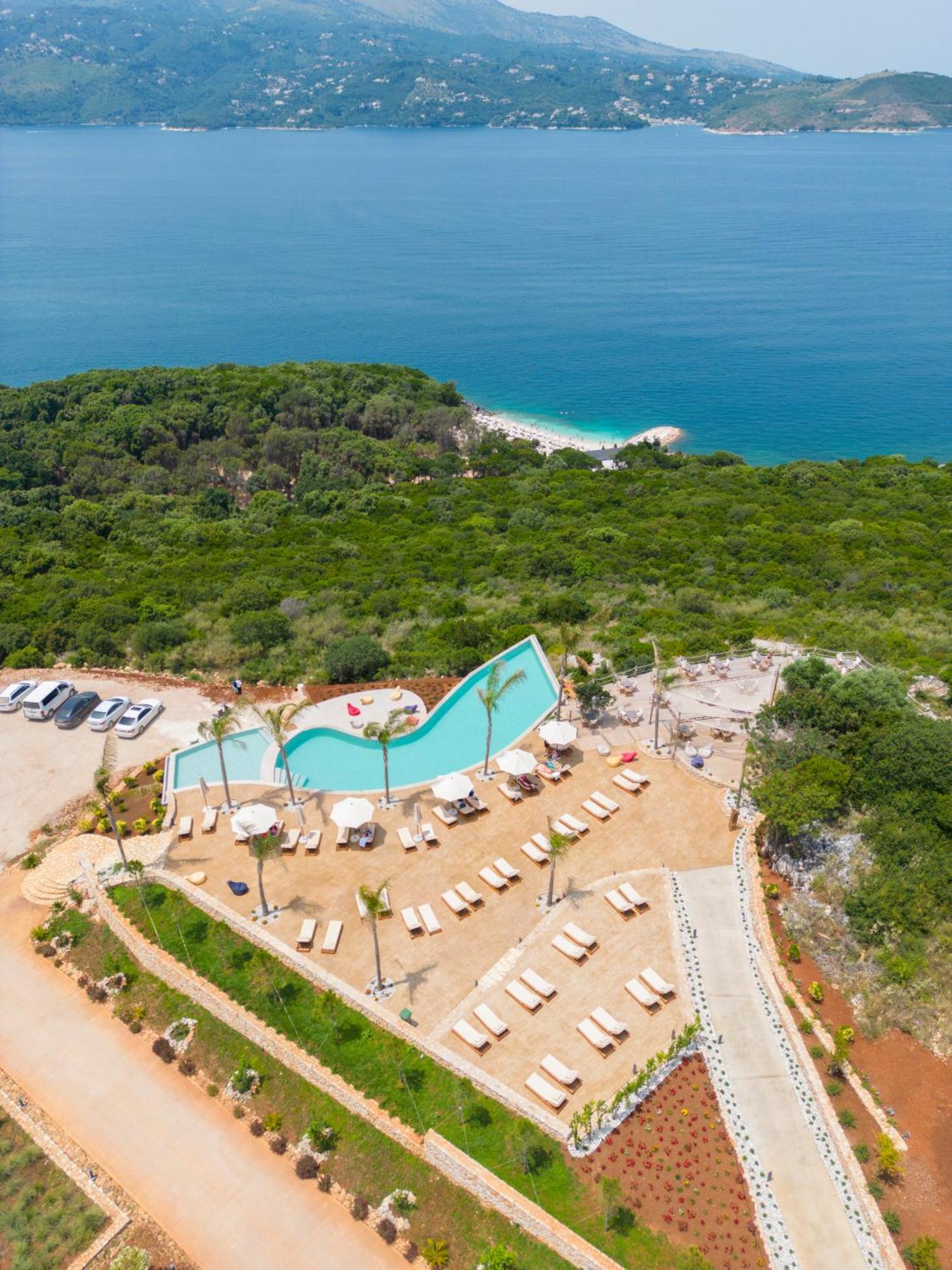 Arameras Resort 4*